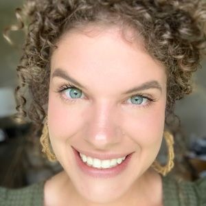 Meet your Posher, Jenny